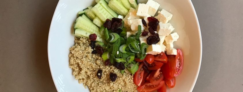 Zutaten für Quinoa-Salat - ConnyPURE